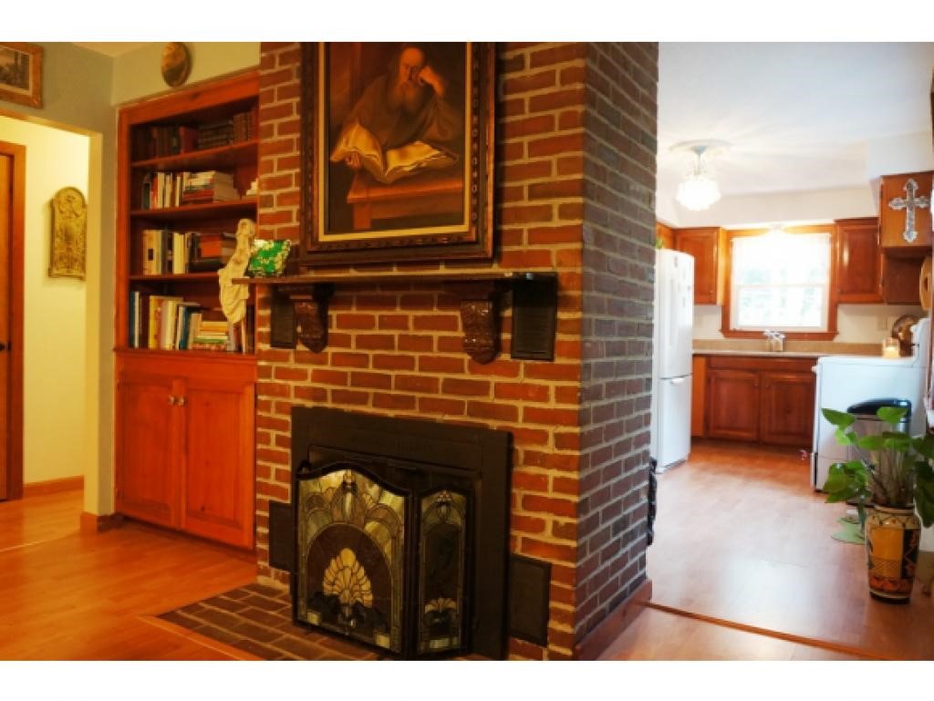 40 Waterman Road Weare, NH 03281 - Photo 11 of 32