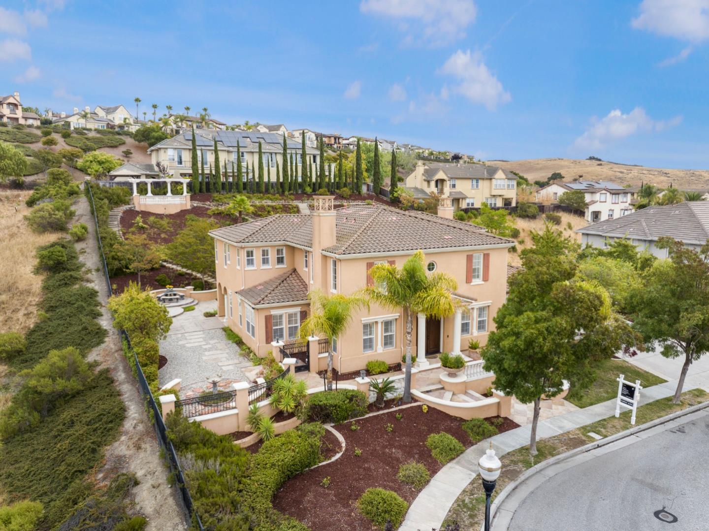 4800 Shady Meadows Place San Jose, CA 95138 - Photo 2 of 89