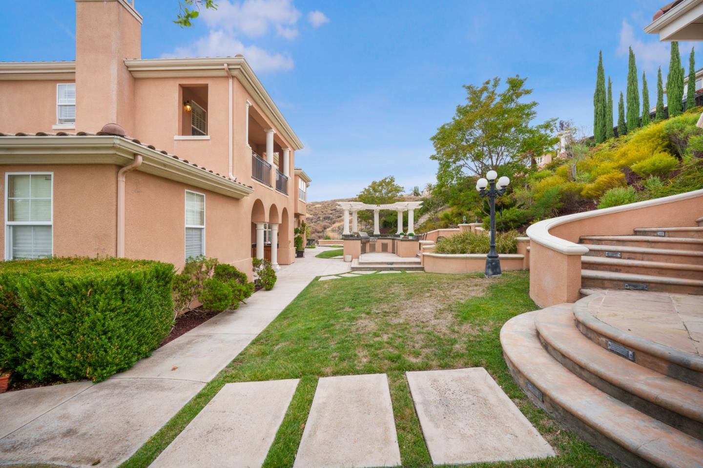 4800 Shady Meadows Place San Jose, CA 95138 - Photo 9 of 89