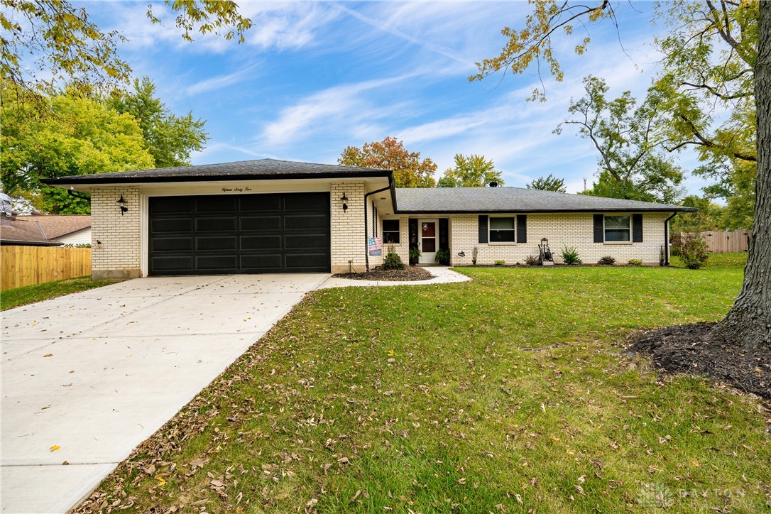 1565 Ambridge Road Dayton, OH 45459 - Photo 2 of 49 Gallery Image 2