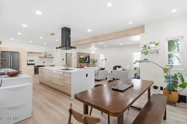 $1,690,000 | 300 Rosemont Drive, El Paso, TX 79922