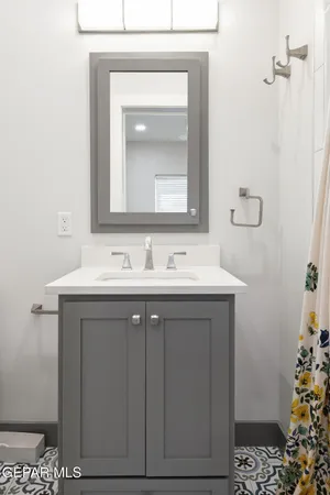 $1,690,000 | 300 Rosemont Drive, El Paso, TX 79922