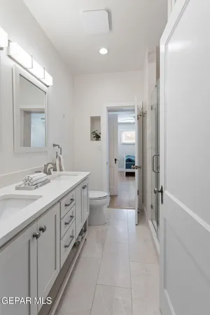 $1,690,000 | 300 Rosemont Drive, El Paso, TX 79922