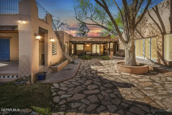 $1,690,000 | 300 Rosemont Drive, El Paso, TX 79922