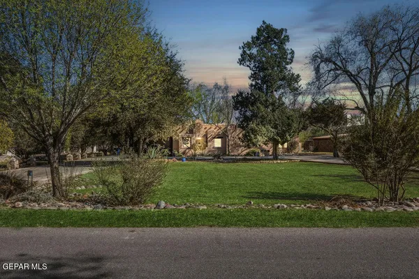 $1,690,000 | 300 Rosemont Drive, El Paso, TX 79922