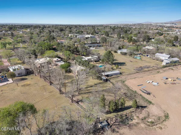 $1,690,000 | 300 Rosemont Drive, El Paso, TX 79922