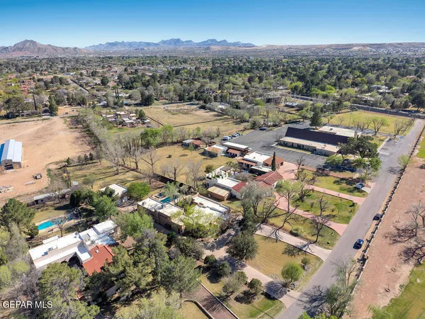 $1,690,000 | 300 Rosemont Drive, El Paso, TX 79922