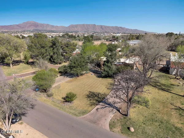 $1,690,000 | 300 Rosemont Drive, El Paso, TX 79922