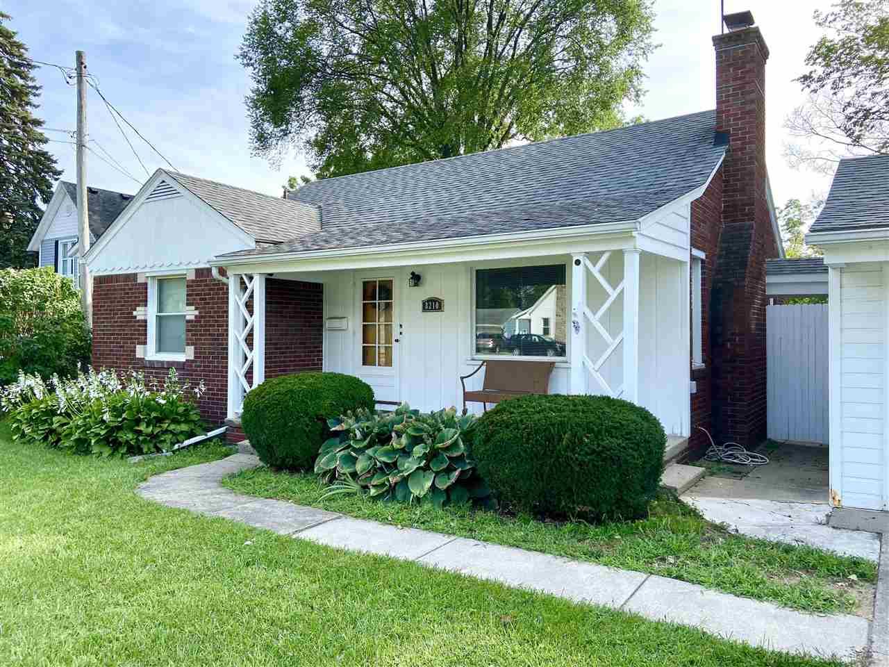8210 Clinton River Road Sterling Heights, MI 48314 - Photo 1 of 33 50055485.JPG
