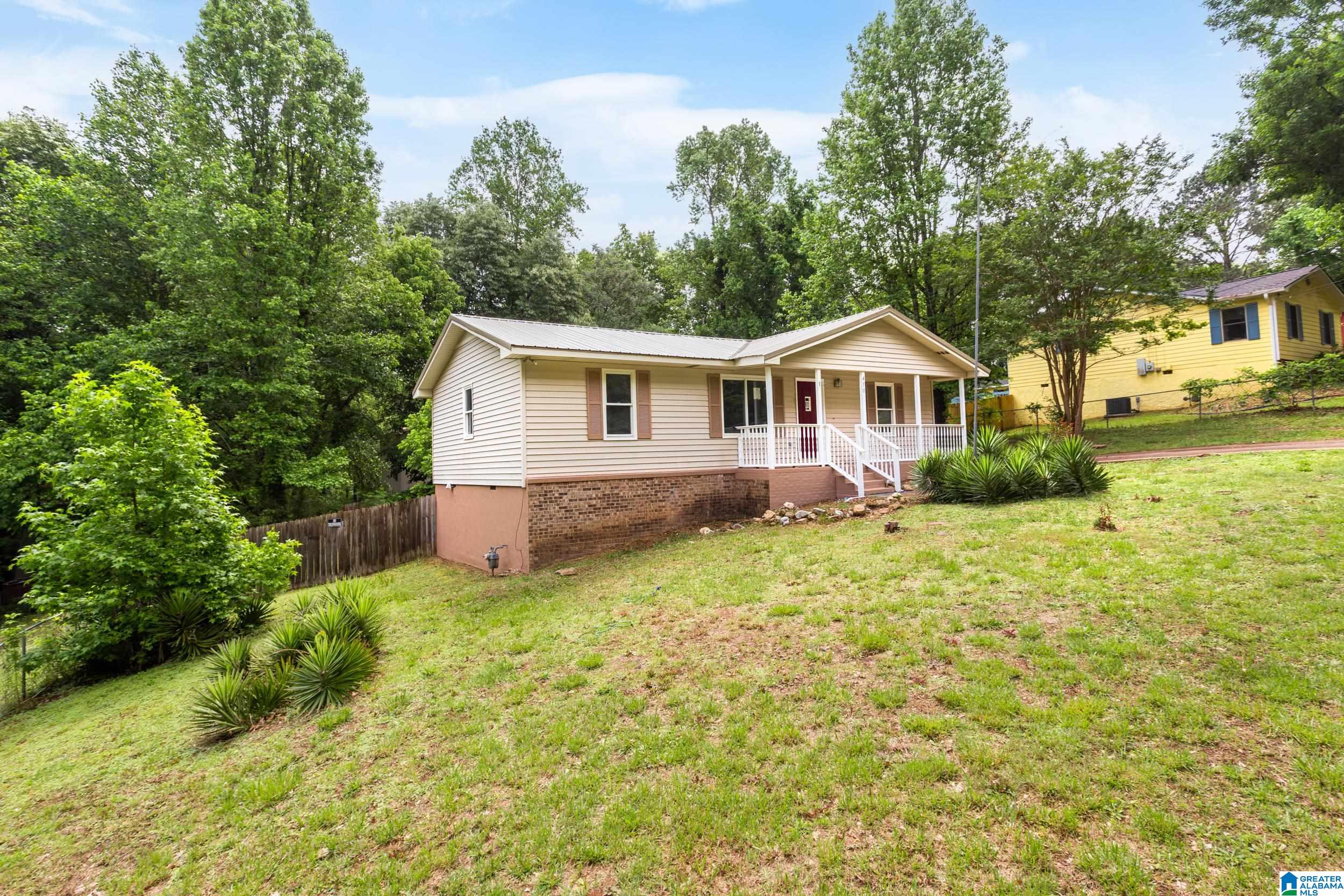 450 Permita Court Anniston, AL 36206 - Photo 3 of 33