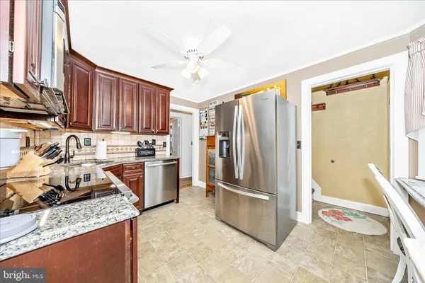 $400,000 | 526 Grant Place, Frederick, MD 21702