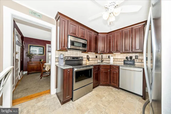 $400,000 | 526 Grant Place, Frederick, MD 21702