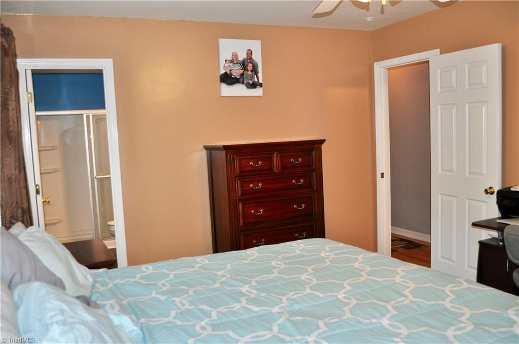 5488 Racine Road Randleman, NC 27317 - Photo 7 of 24