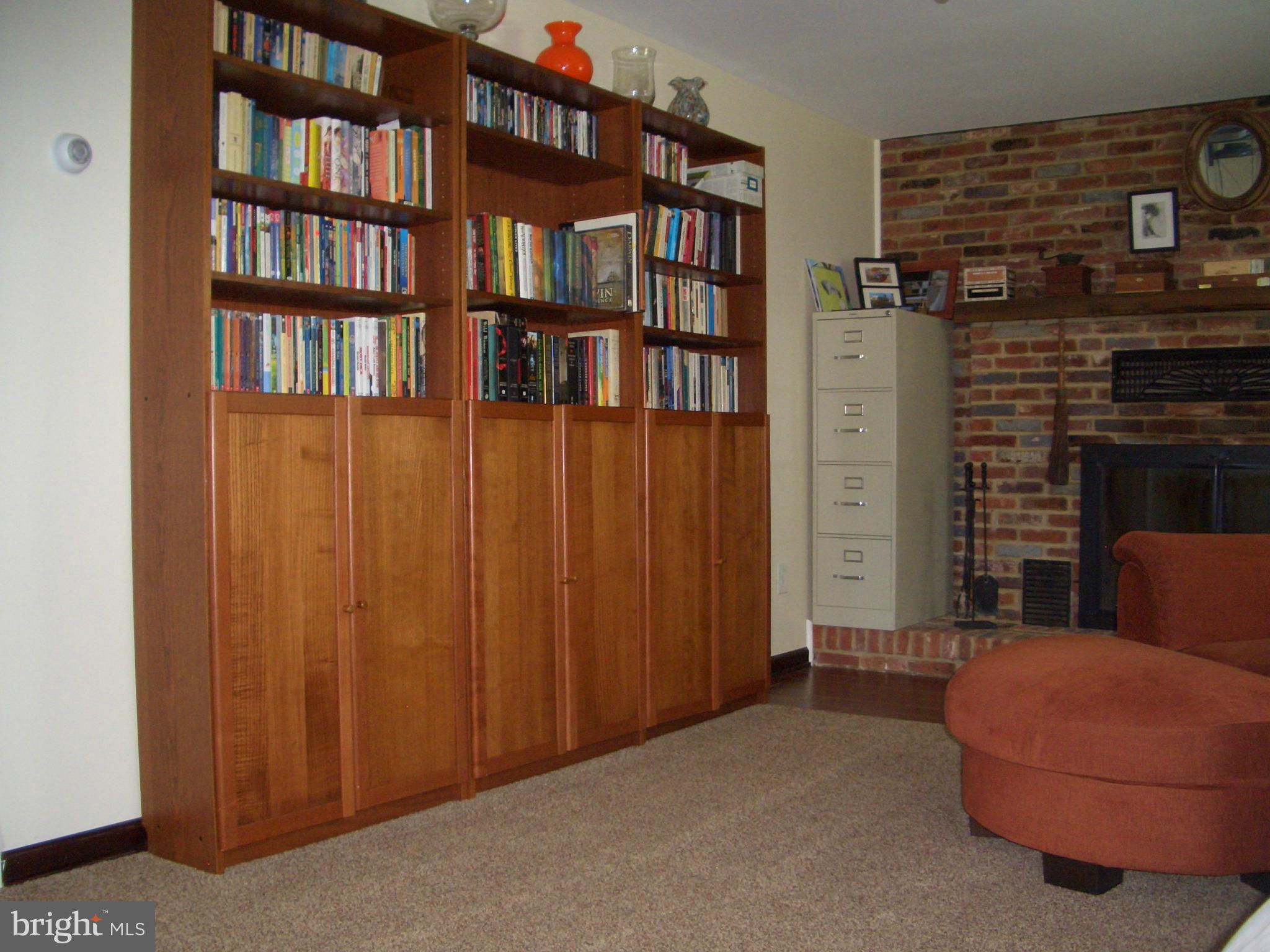 6612 Hunter Road Elkridge, MD 21075 - Photo 13 of 30 Family Room