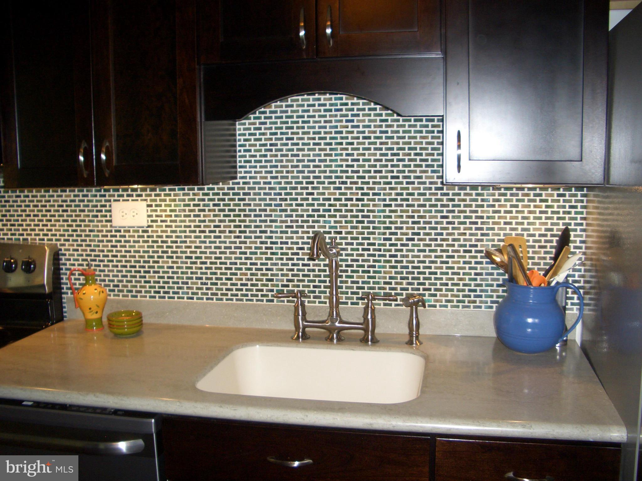 6612 Hunter Road Elkridge, MD 21075 - Photo 4 of 30 Kitchen