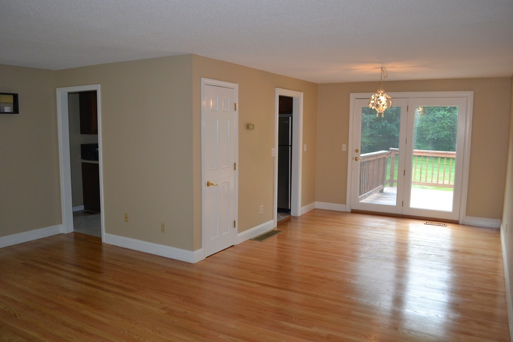 112 Foxboro Road, Unit 112 Wrentham, MA 02093 - Photo 14 of 22 Gallery Image 14