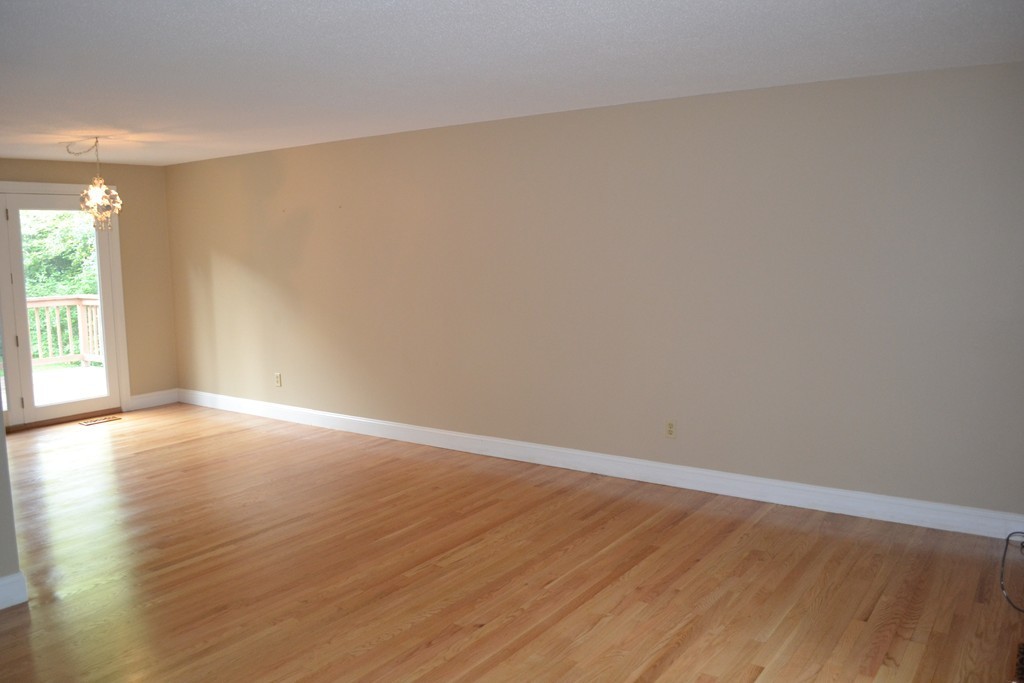 112 Foxboro Road, Unit 112 Wrentham, MA 02093 - Photo 4 of 22 Gallery Image 4
