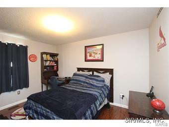 908 Copper Ridge Maryville, IL 62062 - Photo 14 of 24 Gallery Image 14