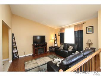 908 Copper Ridge Maryville, IL 62062 - Photo 3 of 24 Gallery Image 3