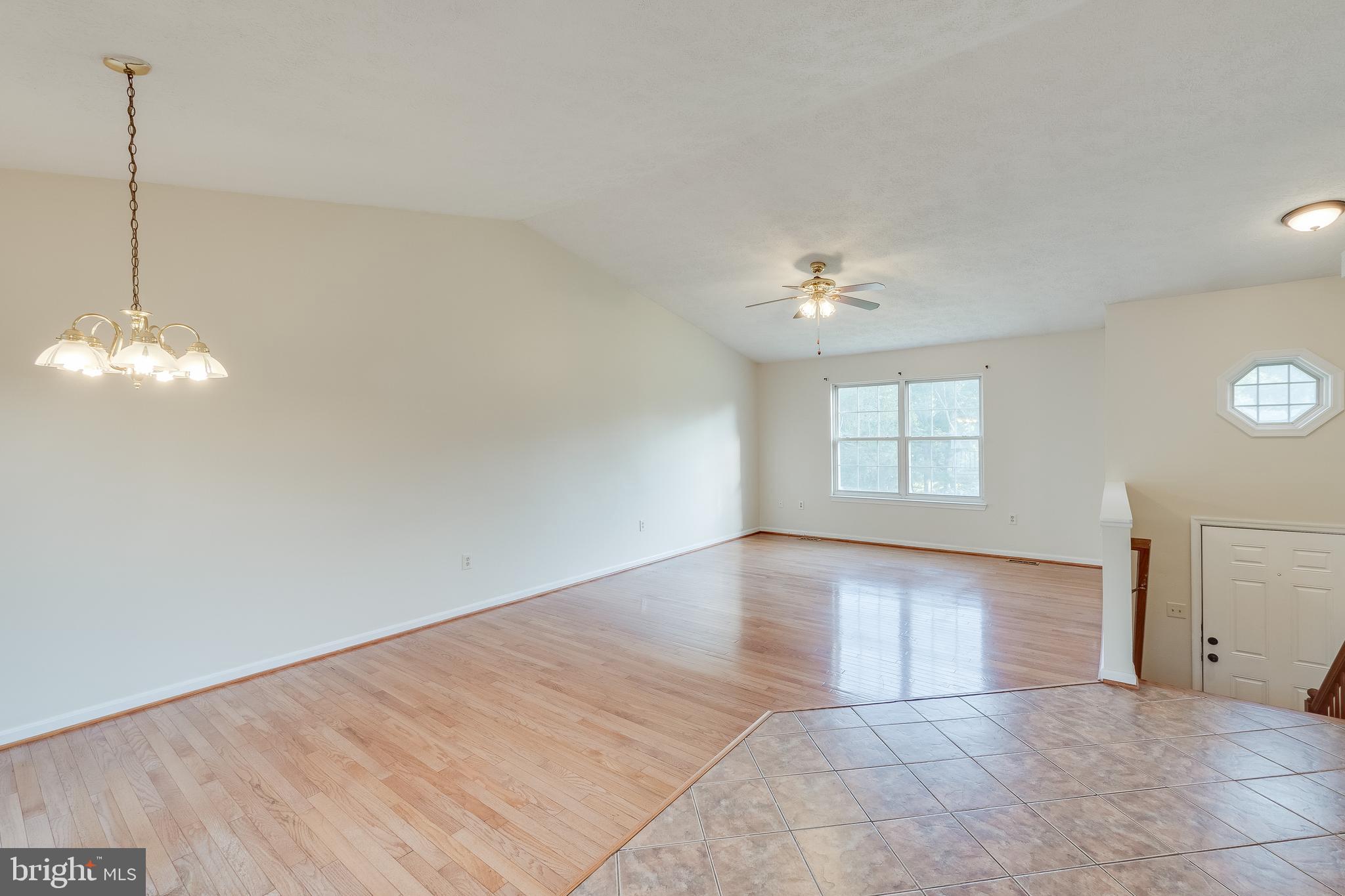 7284 Clyde Jones Road Owings, MD 20736 - Photo 5 of 32
