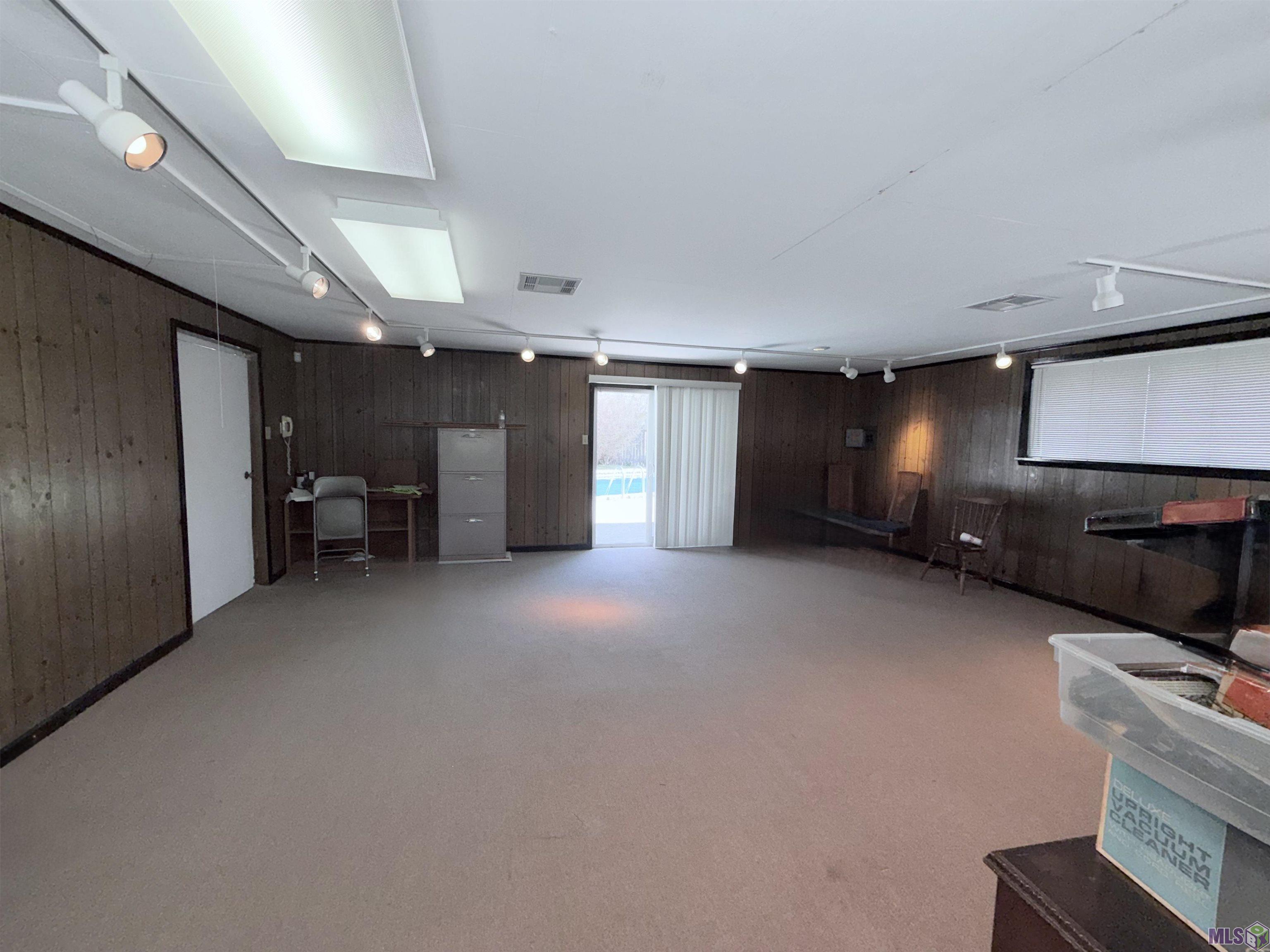 10010 Sombrero Avenue Baton Rouge, LA 70815 - Photo 14 of 17