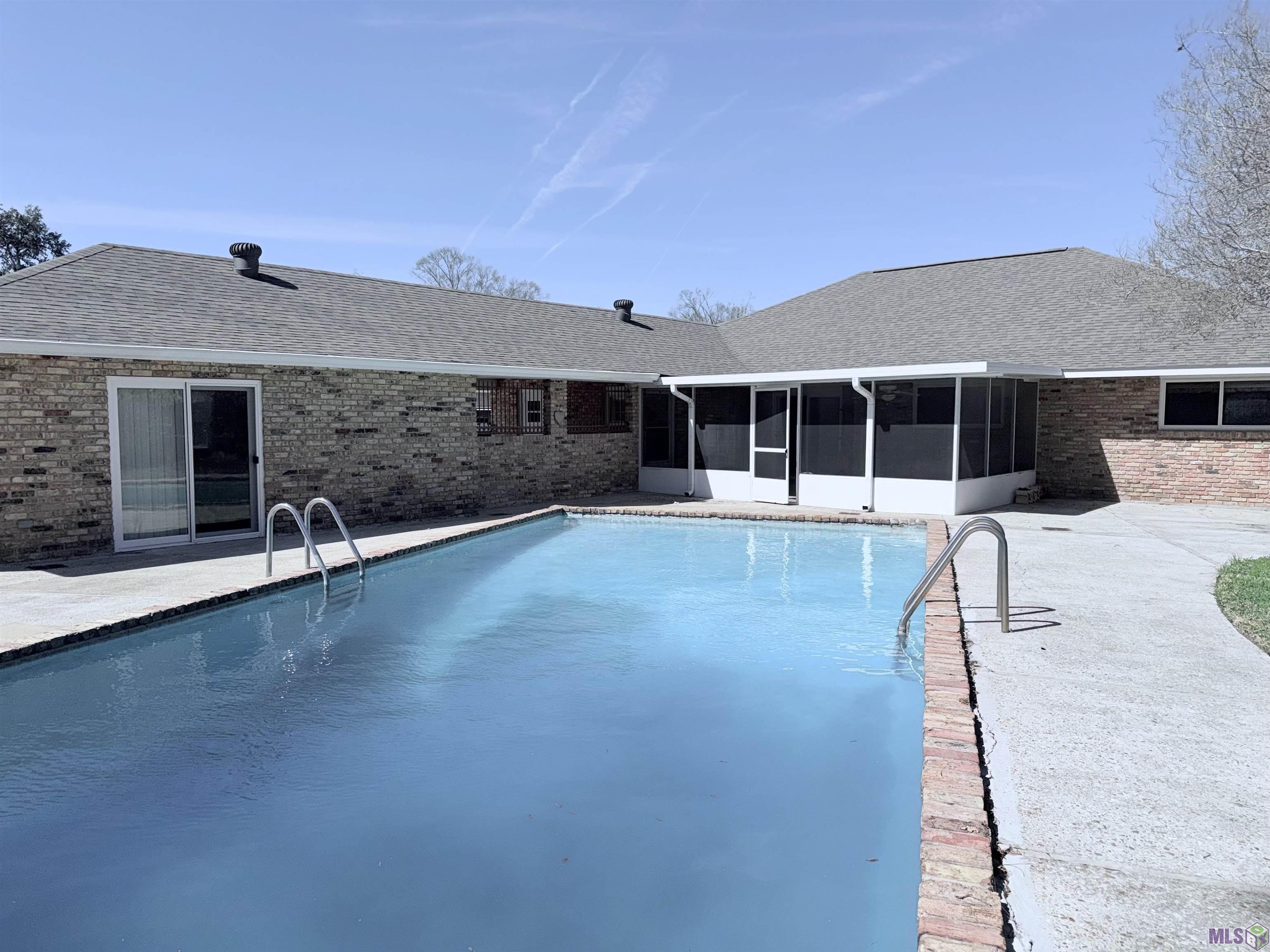 10010 Sombrero Avenue Baton Rouge, LA 70815 - Photo 15 of 17