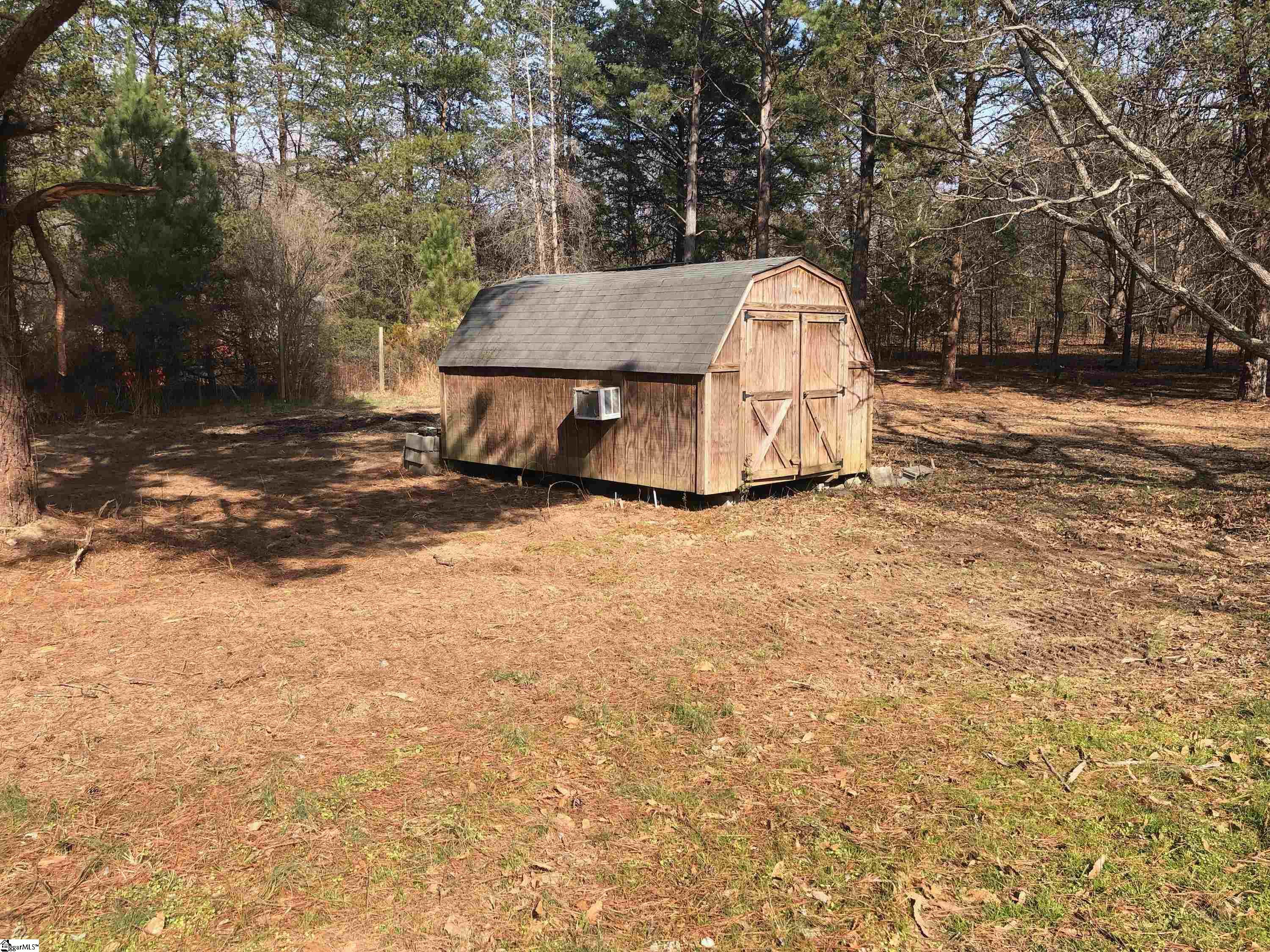 154 Gossett Road Gray Court, SC 29645 - Photo 33 of 36 Gallery Image 33