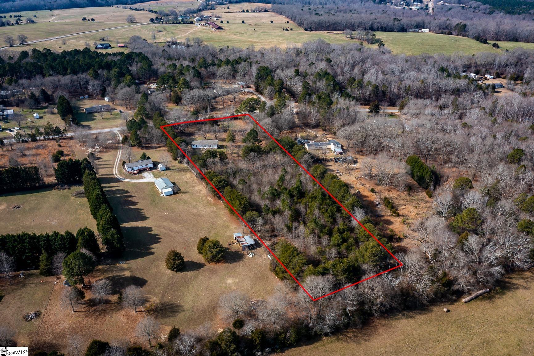 154 Gossett Road Gray Court, SC 29645 - Photo 5 of 36 Gallery Image 5