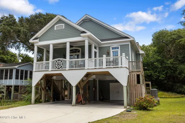 $875,000 | 1207 Timber Trail, Emerald Isle, NC 28594