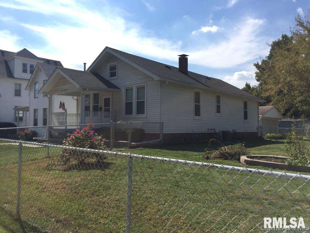 1229 North 6th Street Springfield, IL 62702 - Photo 2 of 19