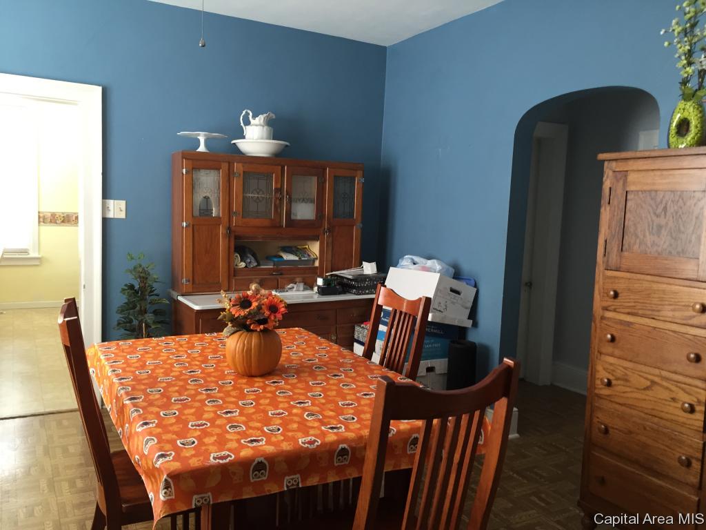 1229 North 6th Street Springfield, IL 62702 - Photo 7 of 19