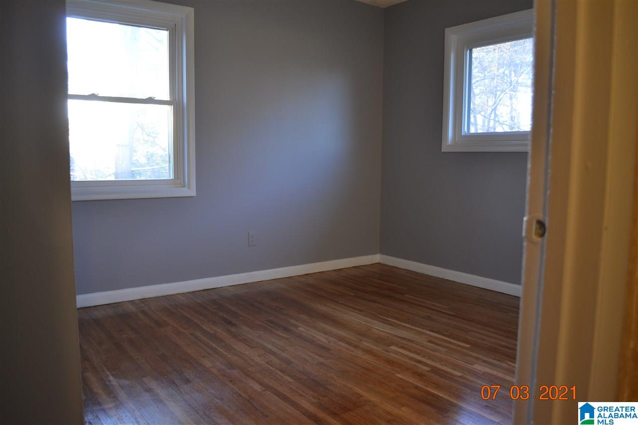 33 11th Avenue Southwest Birmingham, AL 35211 - Photo 17 of 18