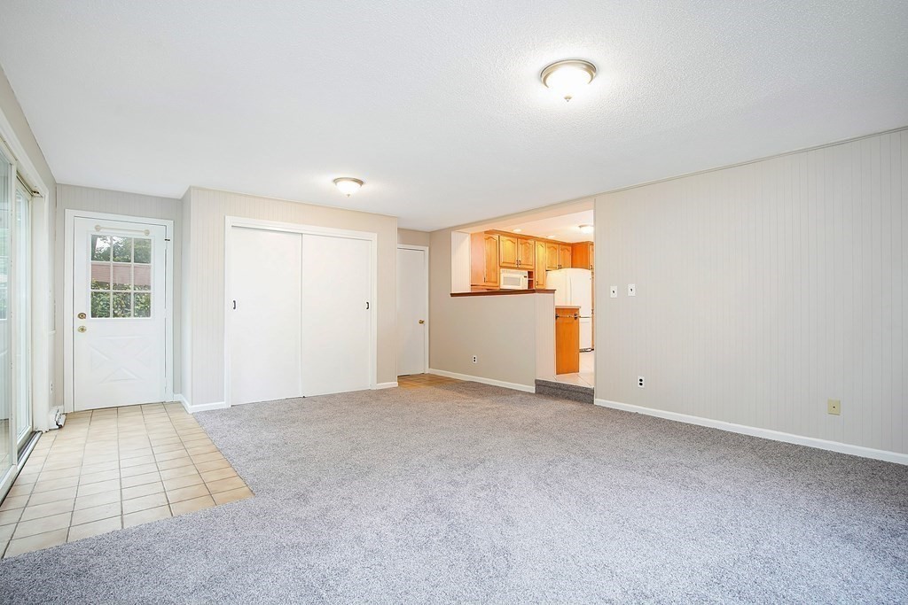 645 Allen Street Springfield, MA 01118 - Photo 12 of 29