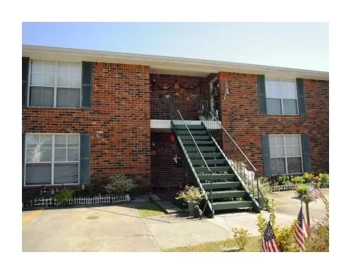 $1,500 | 4230 Chateau Boulevard, Unit C, Kenner, LA 70065