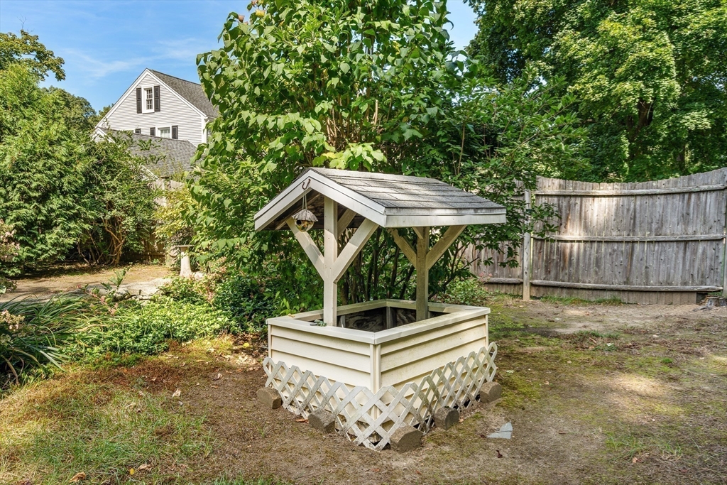 139 Burbank Road Longmeadow, MA 01106 - Photo 38 of 41