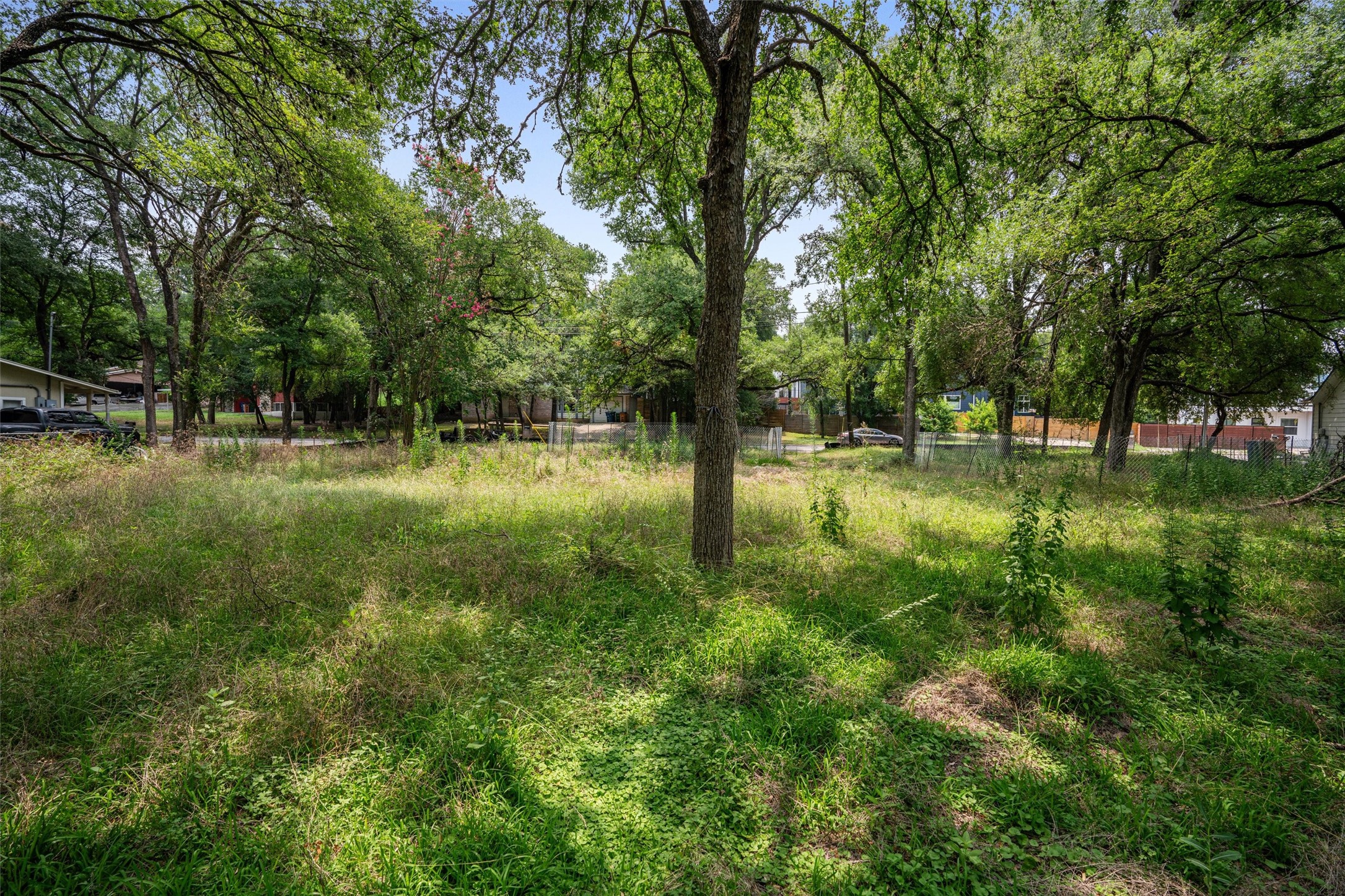 3928 East 16th Street Austin, TX 78721 - Photo 18 of 32