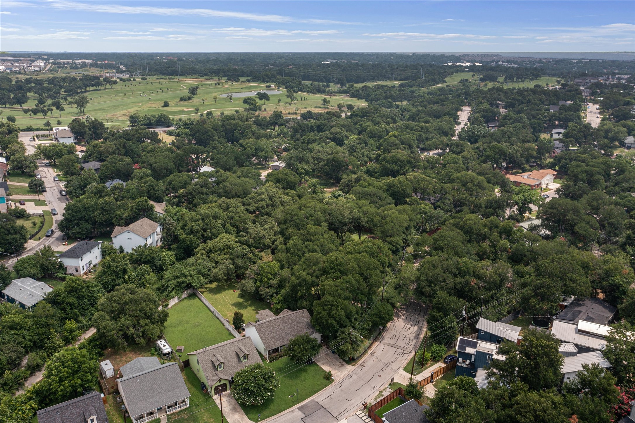 3928 East 16th Street Austin, TX 78721 - Photo 24 of 32