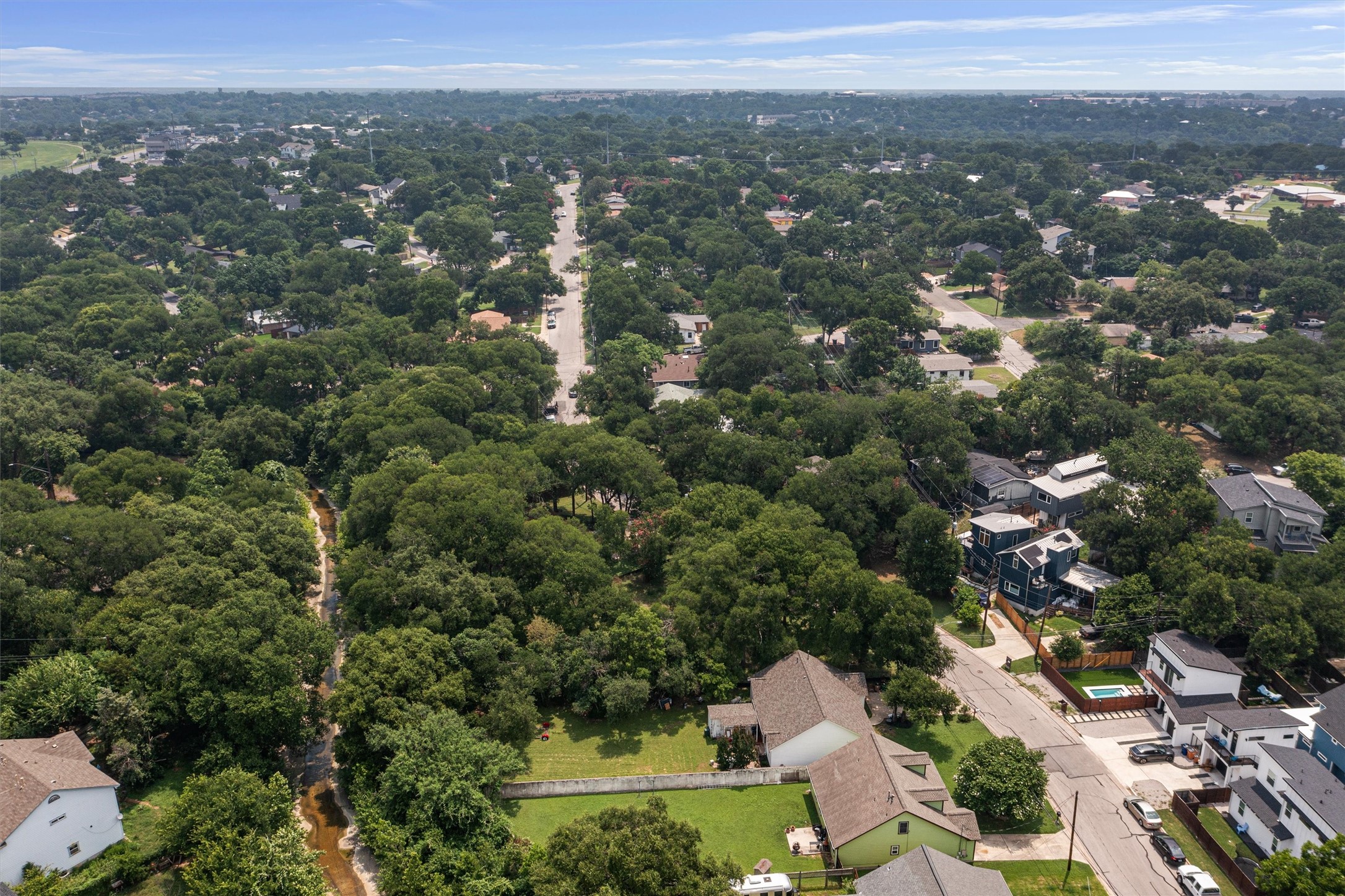 3928 East 16th Street Austin, TX 78721 - Photo 26 of 32