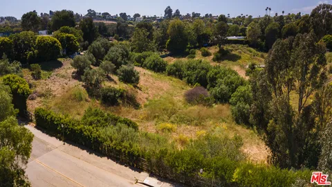 $1,250,000 | 6825 Fernhill Drive, Malibu, CA 90265