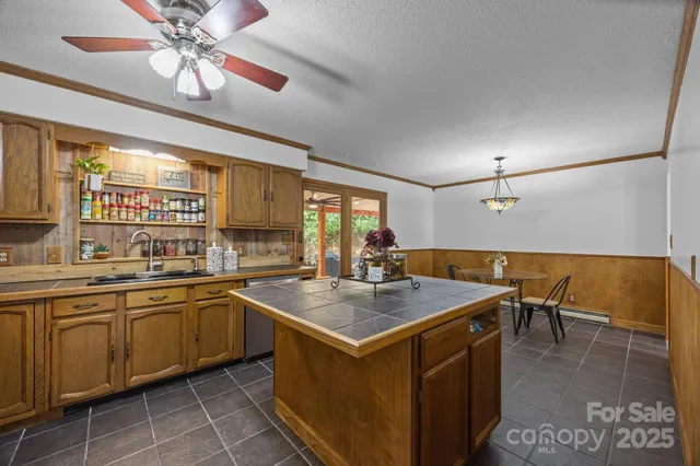 $750,000 | 263 Morgan Branch Road, Leicester, NC 28748