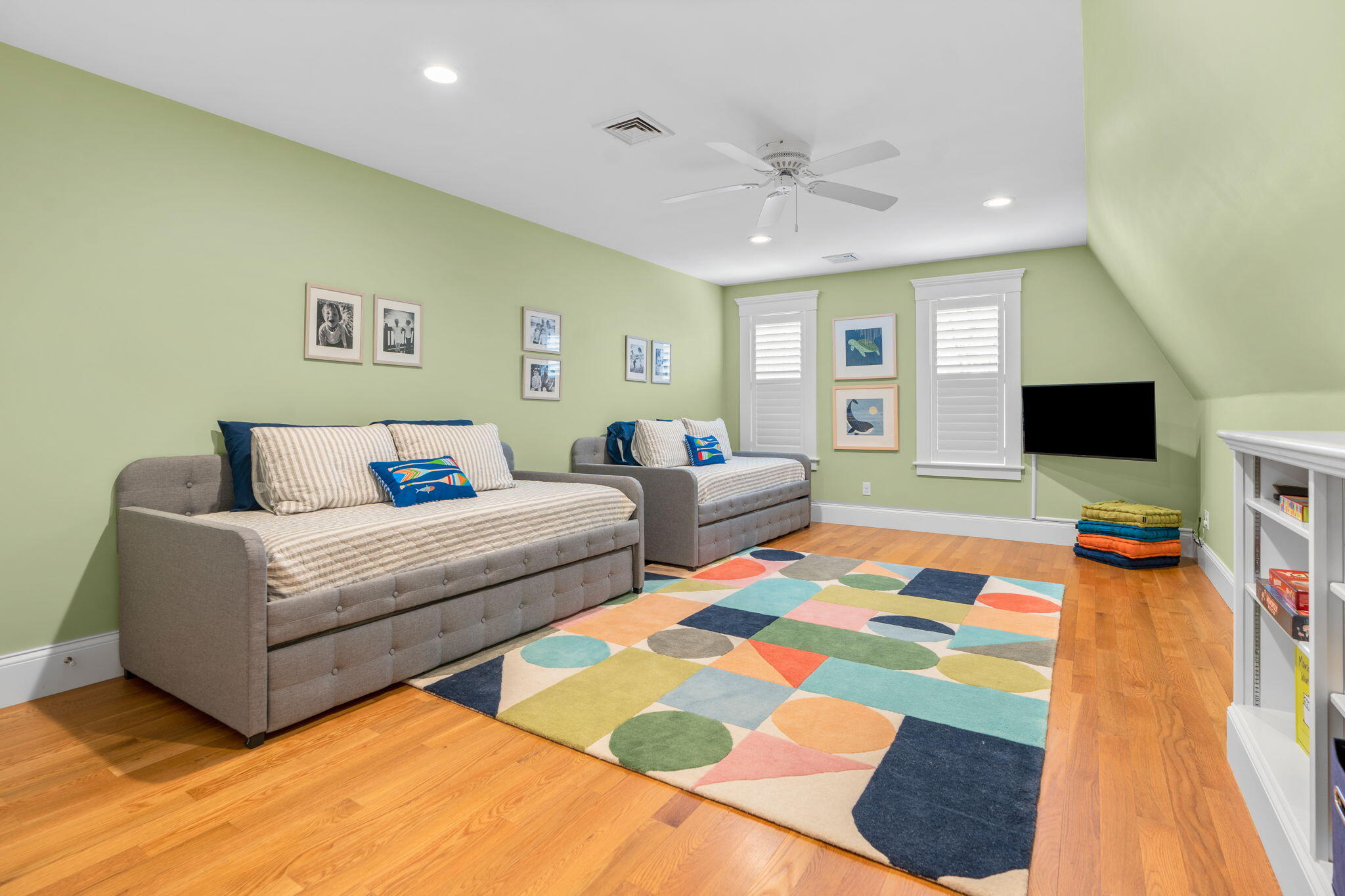 4 Old Dock Road, Unit 3BU West Falmouth, MA 02540 - Photo 20 of 43 Bedroom 3 with Built-ins