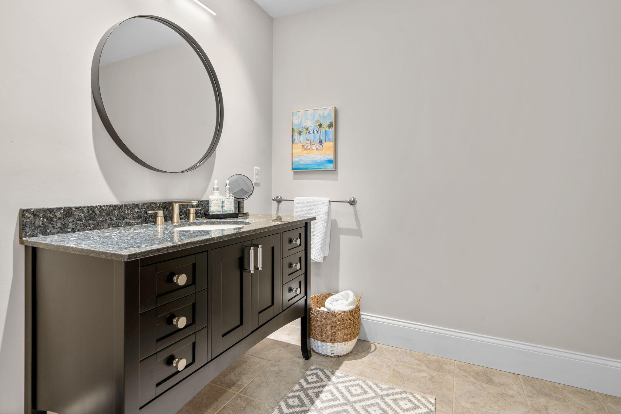 4 Old Dock Road, Unit 3BU West Falmouth, MA 02540 - Photo 24 of 43 Second Floor Primary Full Bath