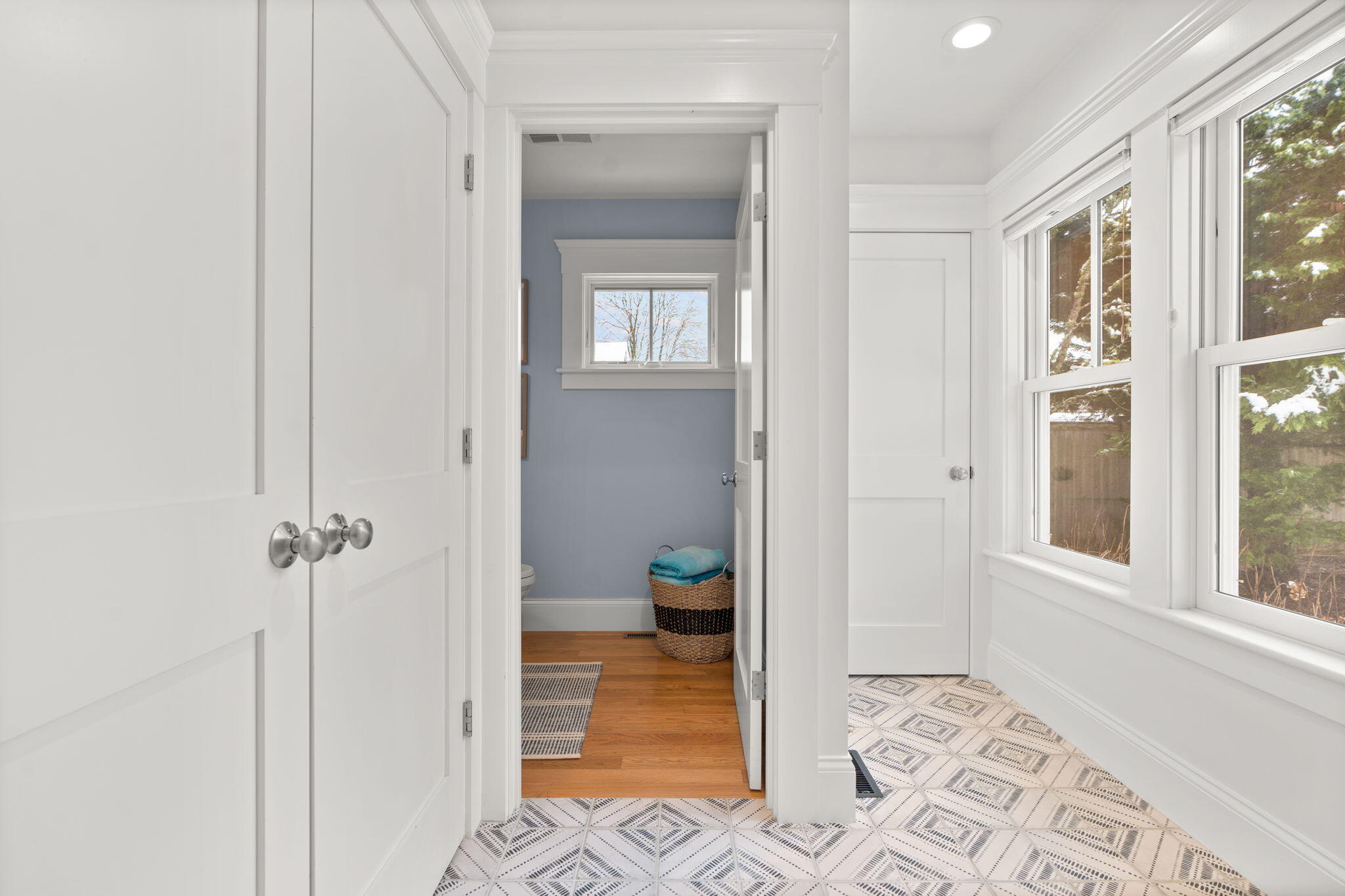 4 Old Dock Road, Unit 3BU West Falmouth, MA 02540 - Photo 5 of 43 Foyer