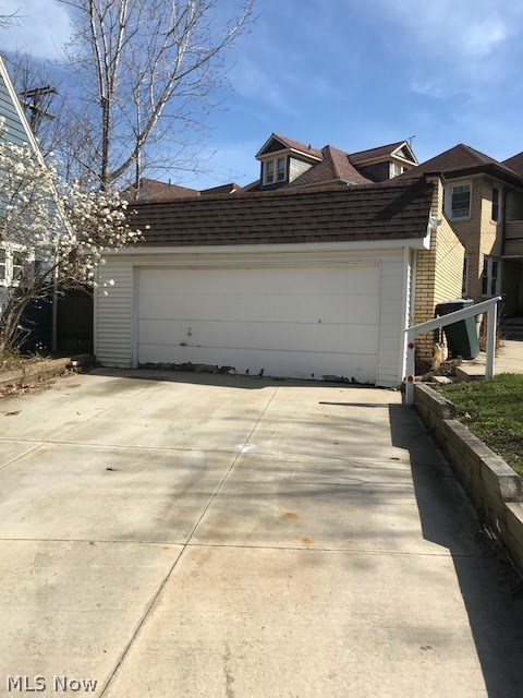 1860 Lee Road Cleveland Heights, OH 44118 - Photo 5 of 14 Gallery Image 5