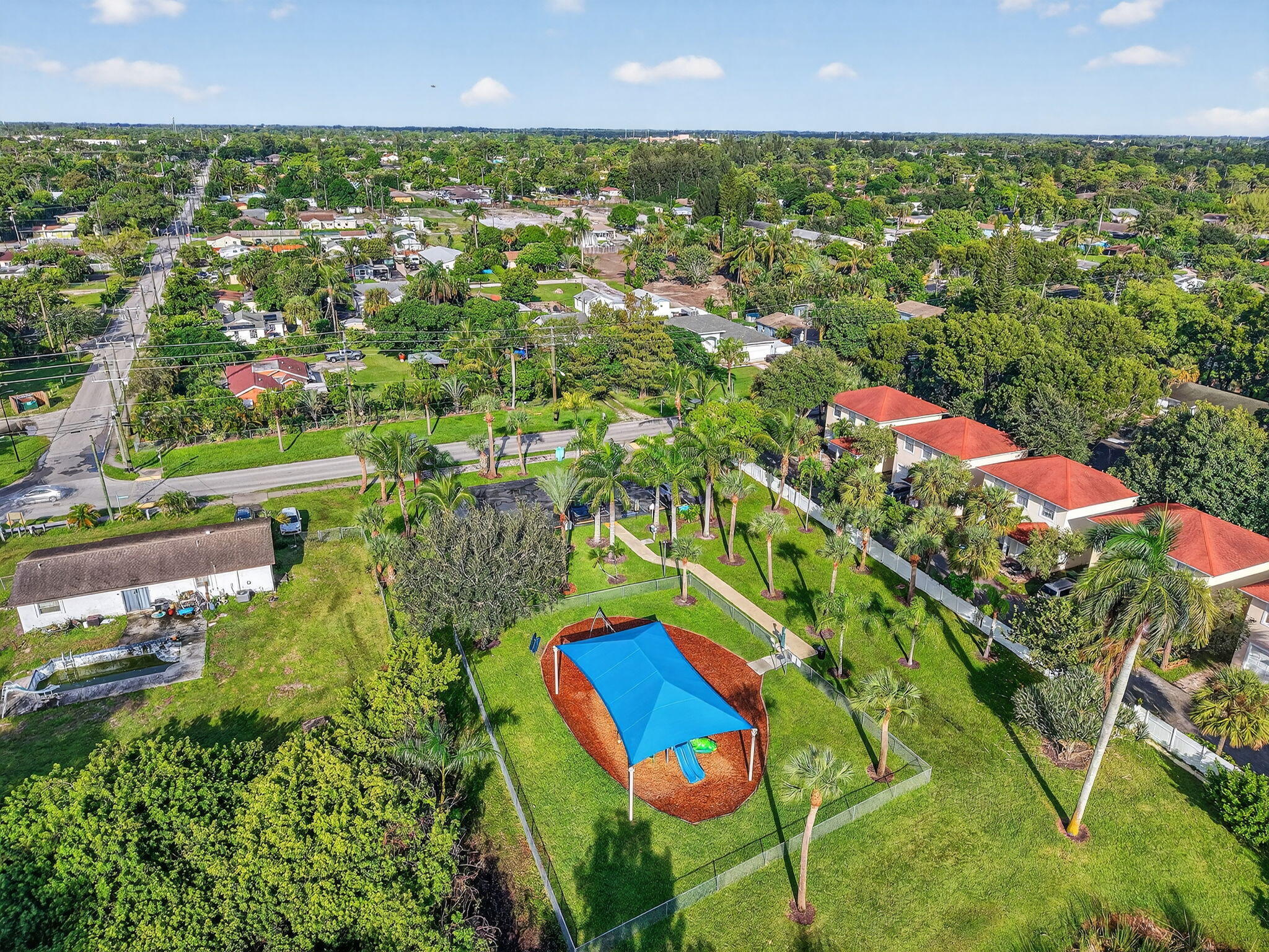 3582 Davis Road Palm Springs, FL 33461 - Photo 41 of 42 view of a city