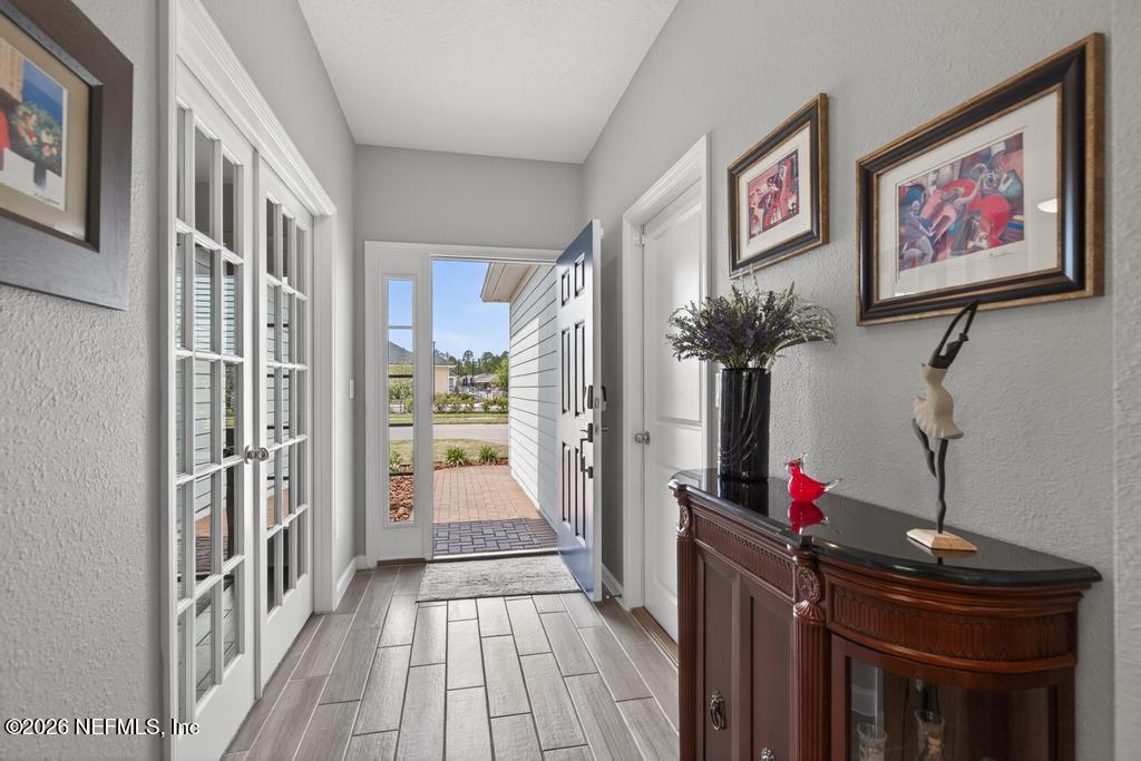 75268 Pondside Lane Yulee, FL 32097 - Photo 5 of 86 a view of a interior of house