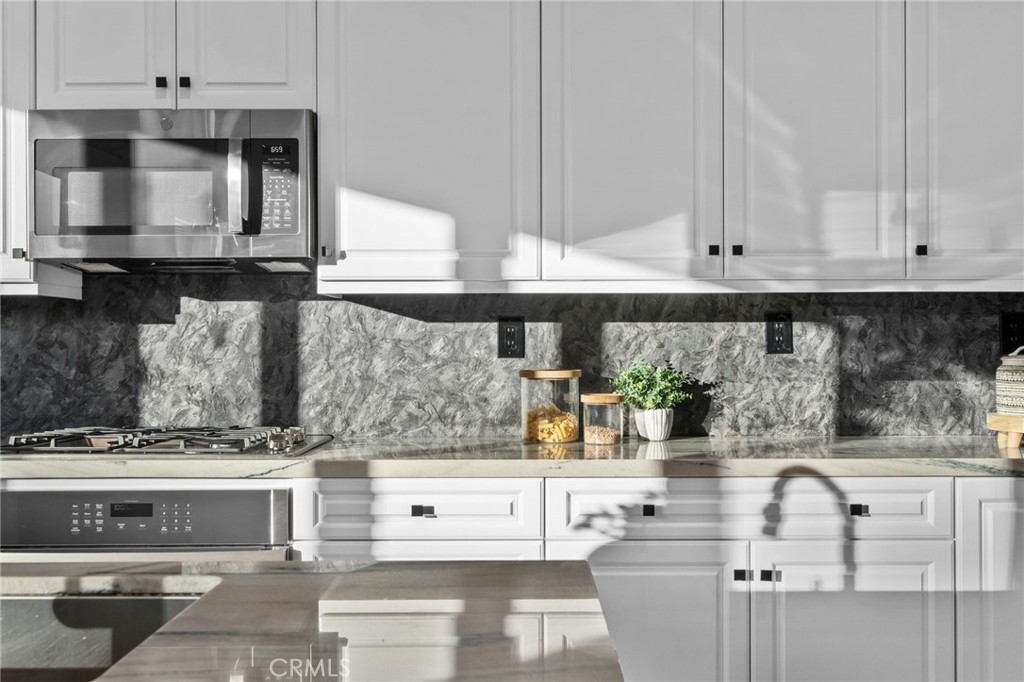 11824 Stonefield Drive Corona, CA 92883 - Photo 19 of 66