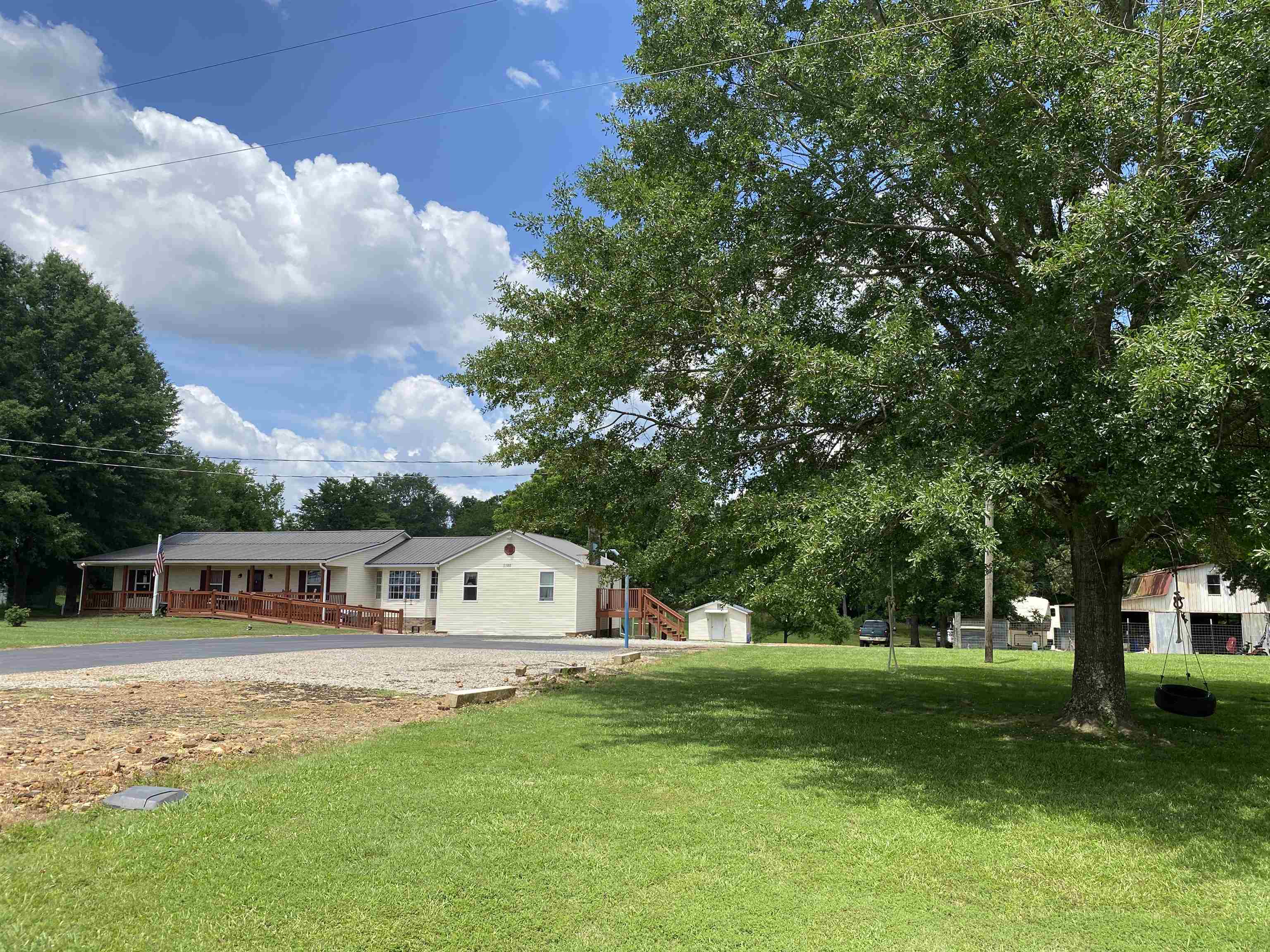 1120 Jot Em Down Road Morris Chapel, TN 38361 - Photo 2 of 40