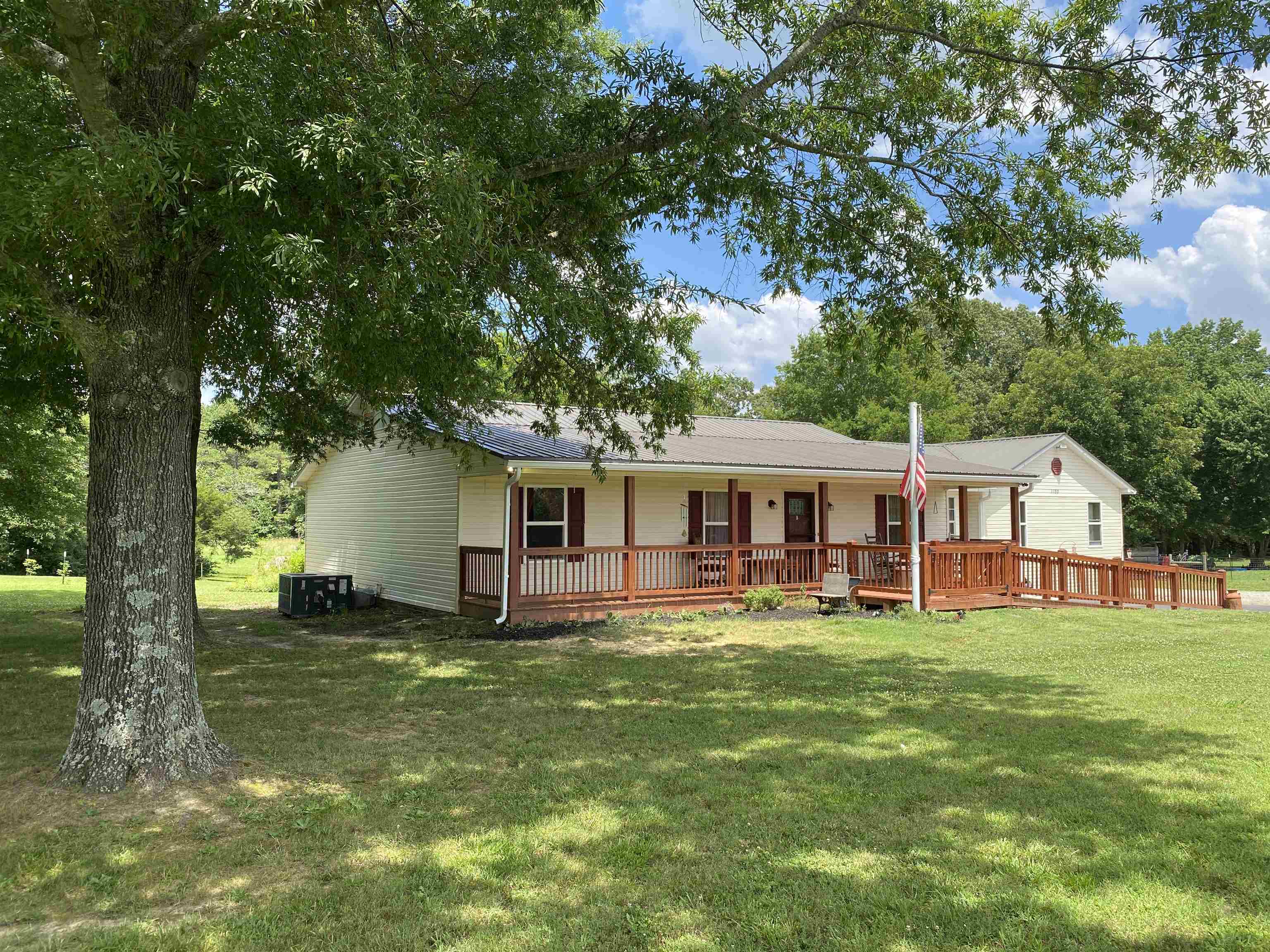 1120 Jot Em Down Road Morris Chapel, TN 38361 - Photo 4 of 40