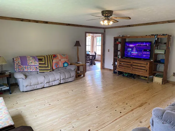 $425,000 | 1120 Jot Em Down Road, Morris Chapel, TN 38361